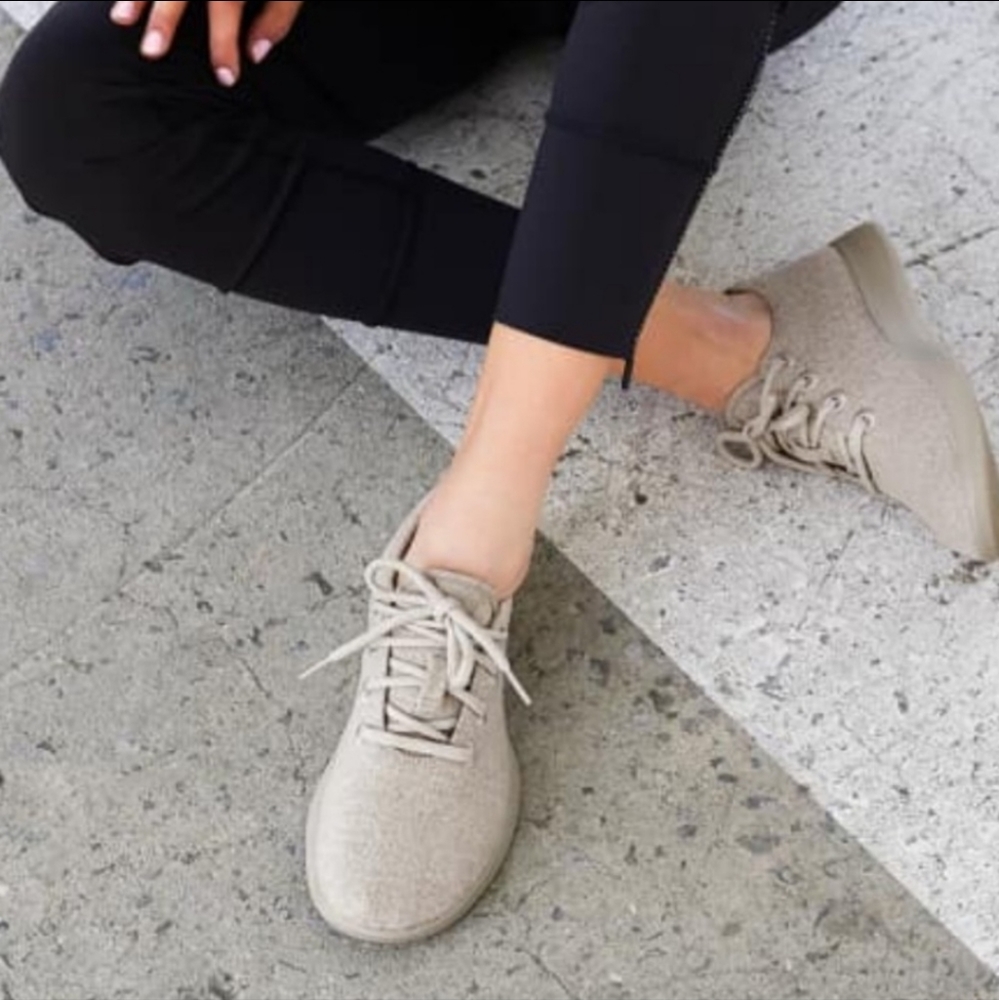 AllbirdsTan Sand Beige Women’s Kotare Wool Runners Sneakers